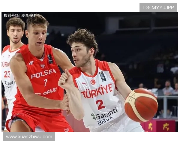 小保加与托利马激战正酣谁能在这场较量中笑到最后