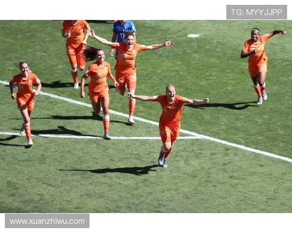 意大利女足与荷兰女足激战正酣谁能在这场对决中笑到最后