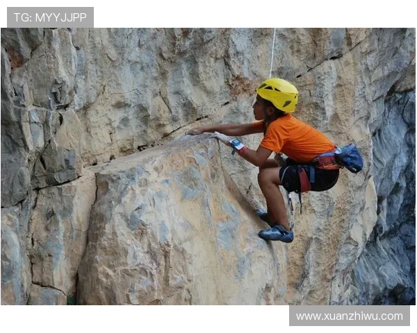 南京攀岩队的盯防体系与攀岩战术的深度解析与实践探讨 南京攀岩队的盯防体系与攀岩战术的深度解析与实践探讨
